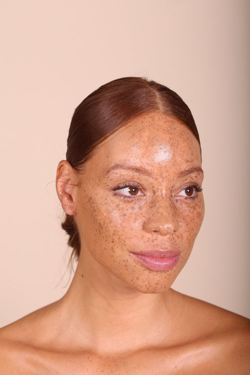 True Intentions Hydrating Foundation