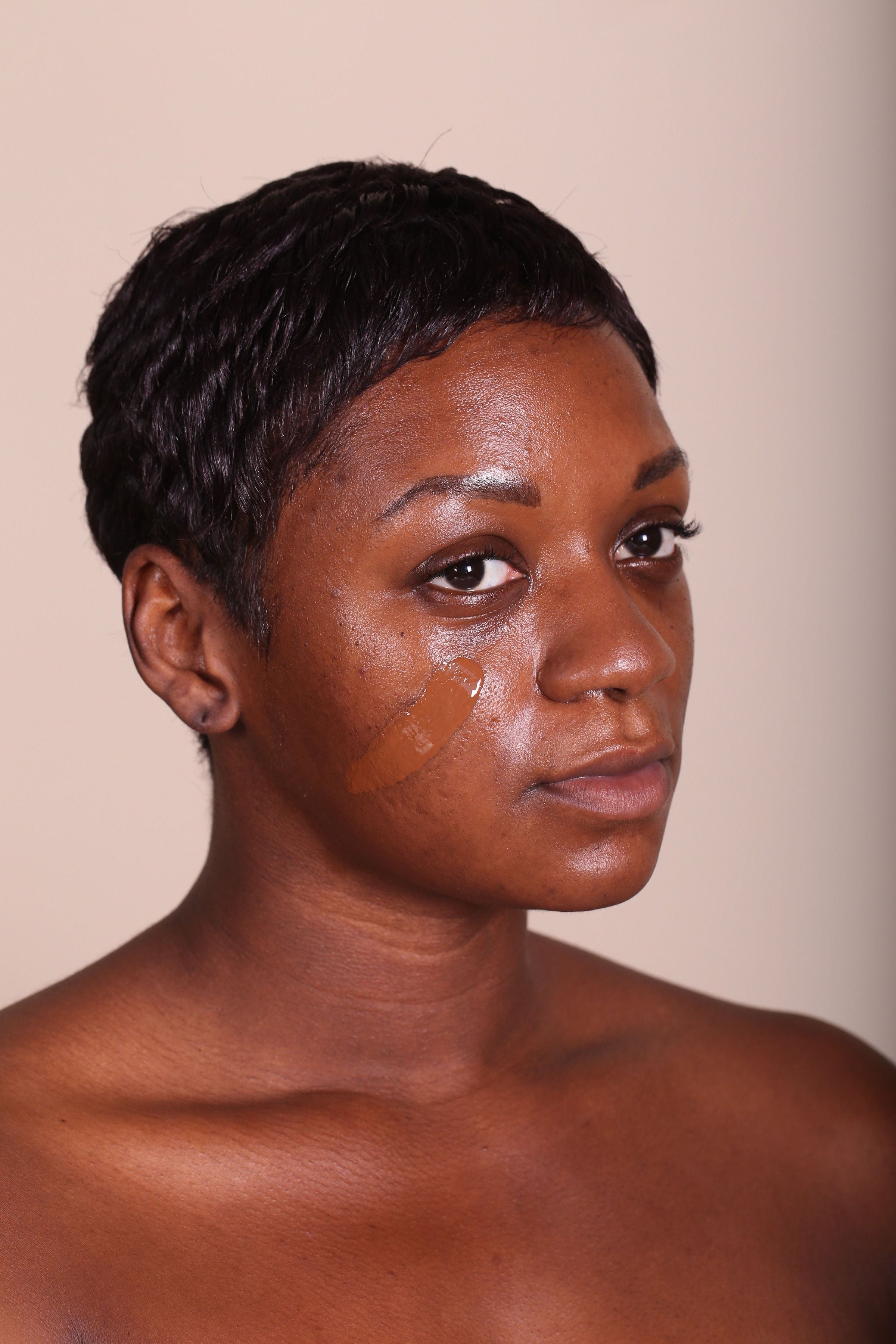 True Intentions Hydrating Foundation