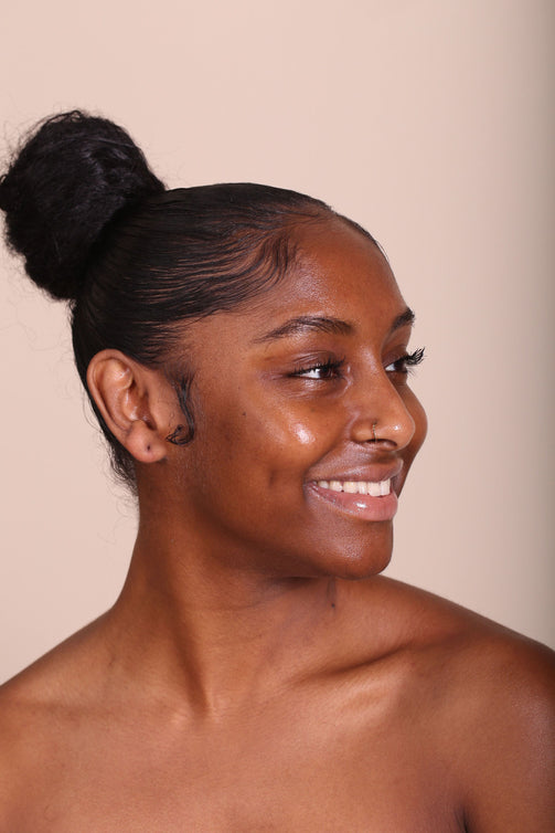 True Intentions Hydrating Foundation