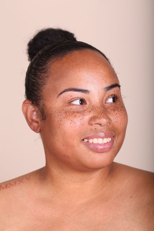 True Intentions Hydrating Foundation