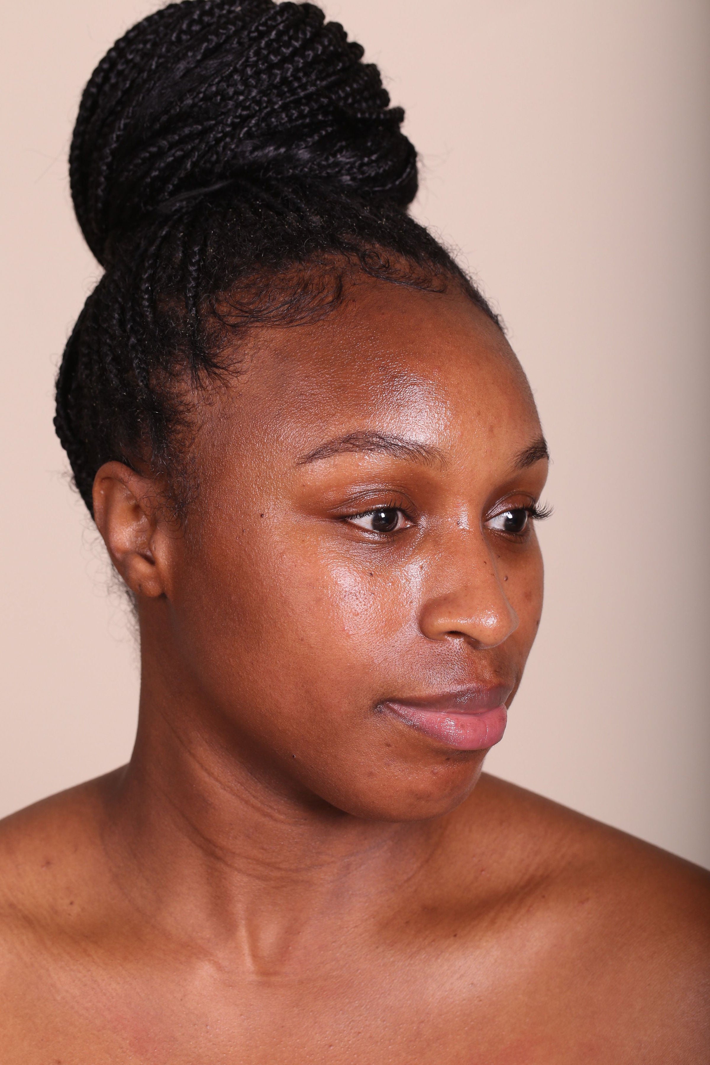 True Intentions Hydrating Foundation