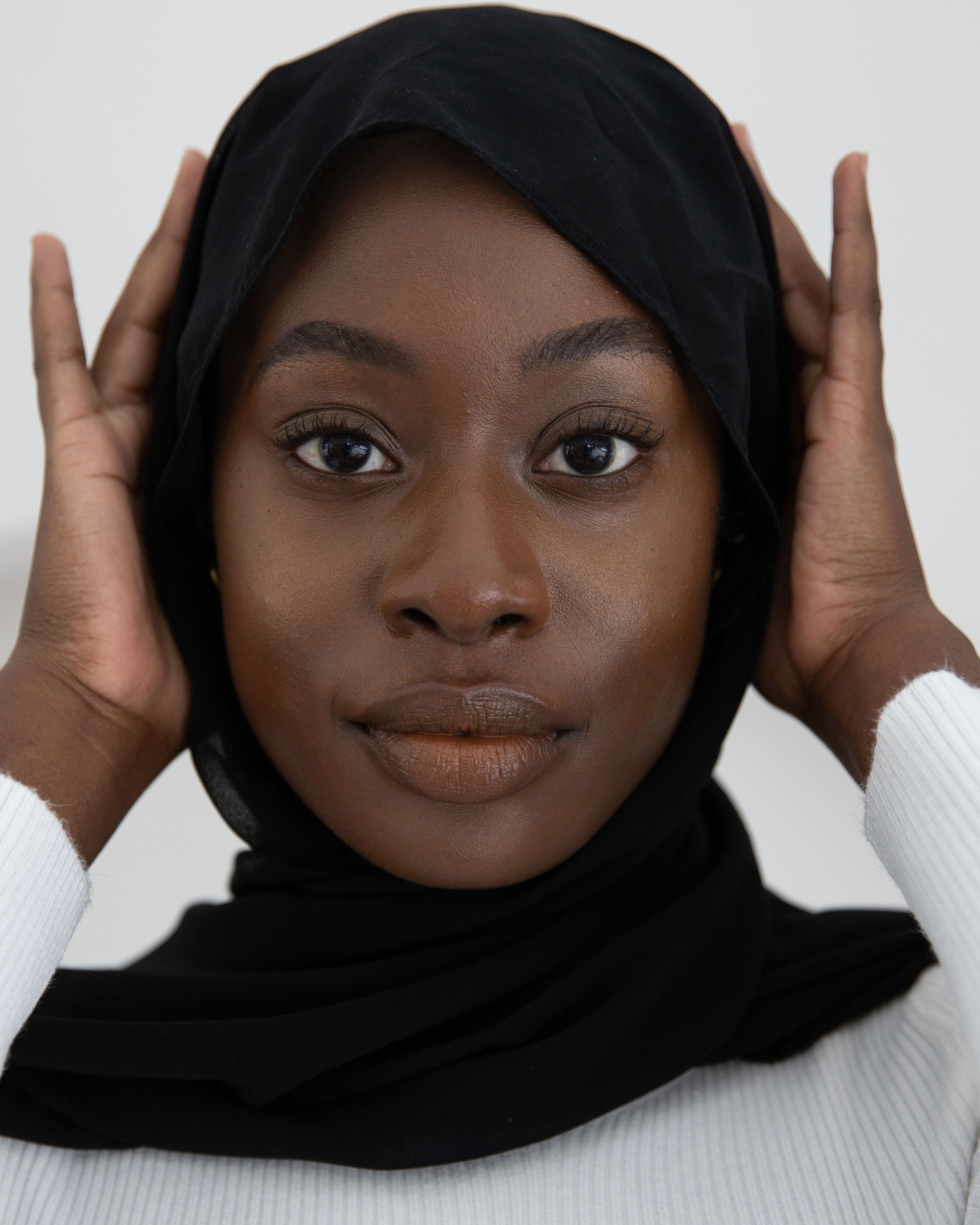 True Intentions Hydrating Foundation Sample Kit