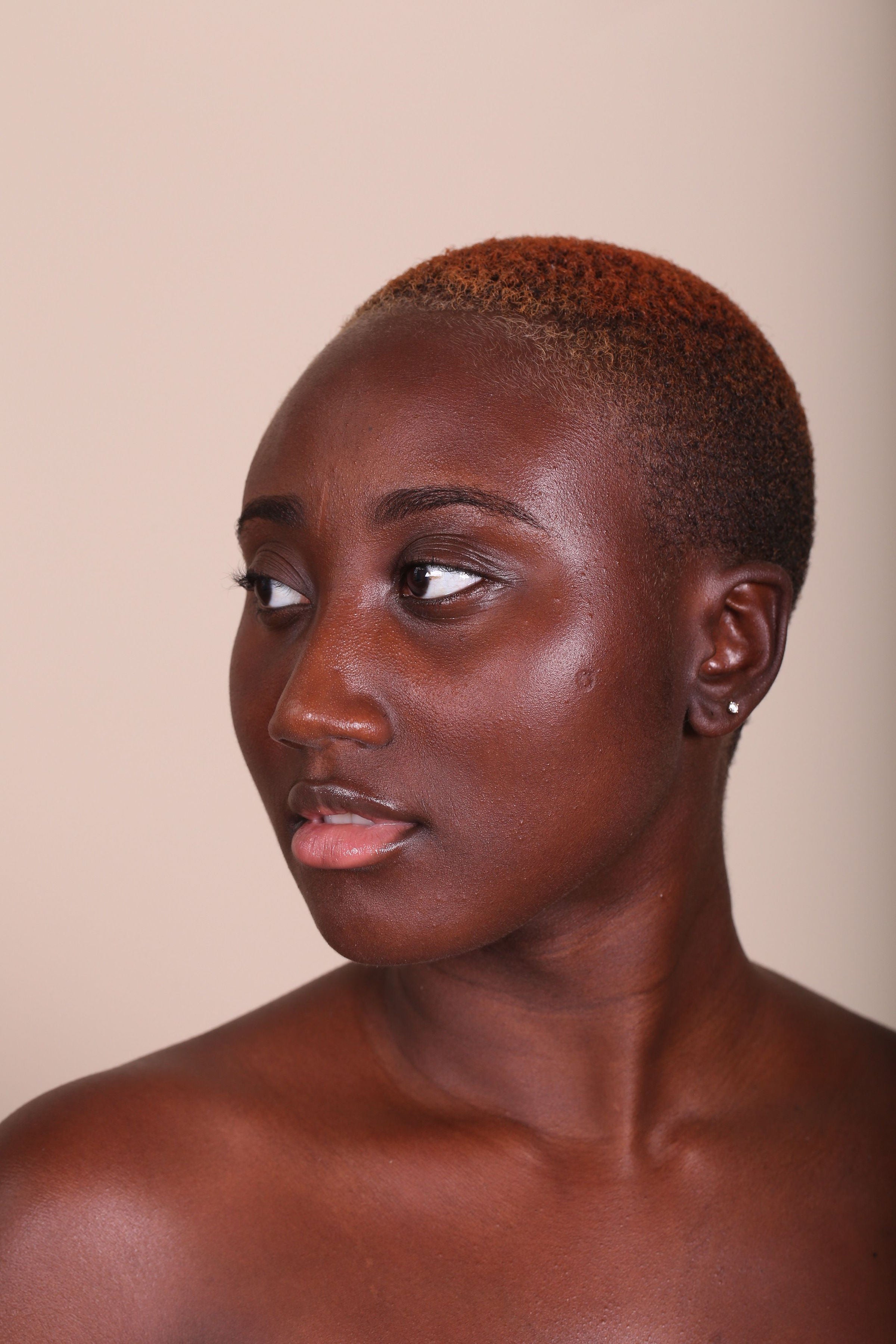 True Intentions Hydrating Foundation