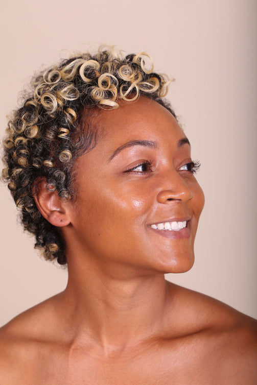 True Intentions Hydrating Foundation