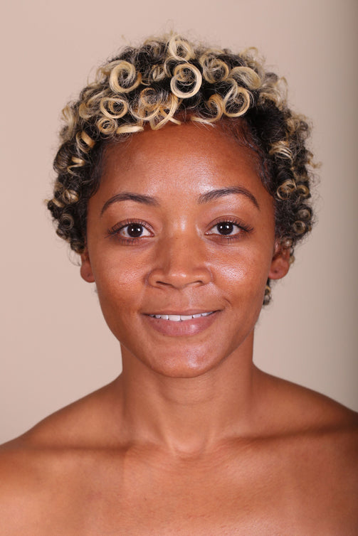 True Intentions Hydrating Foundation