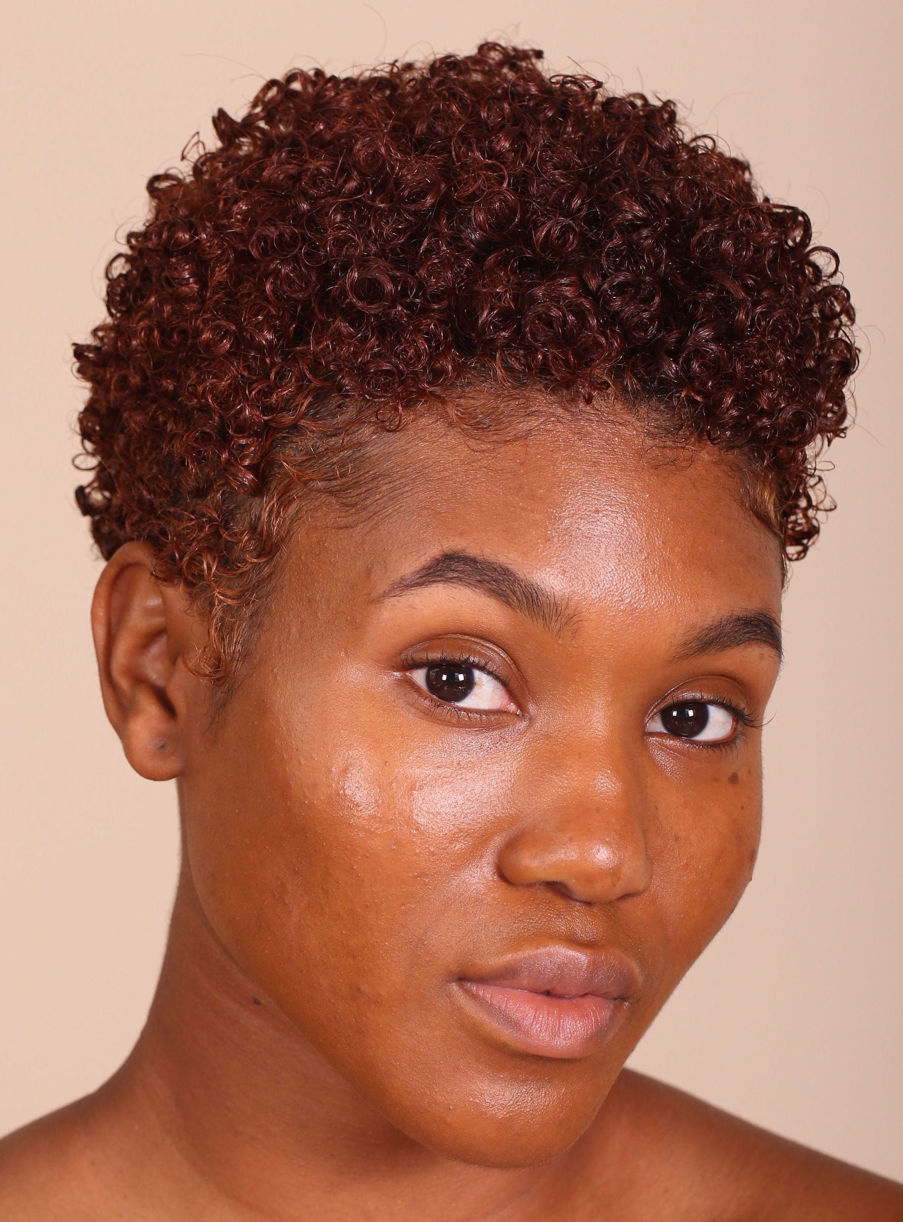 True Intentions Hydrating Foundation