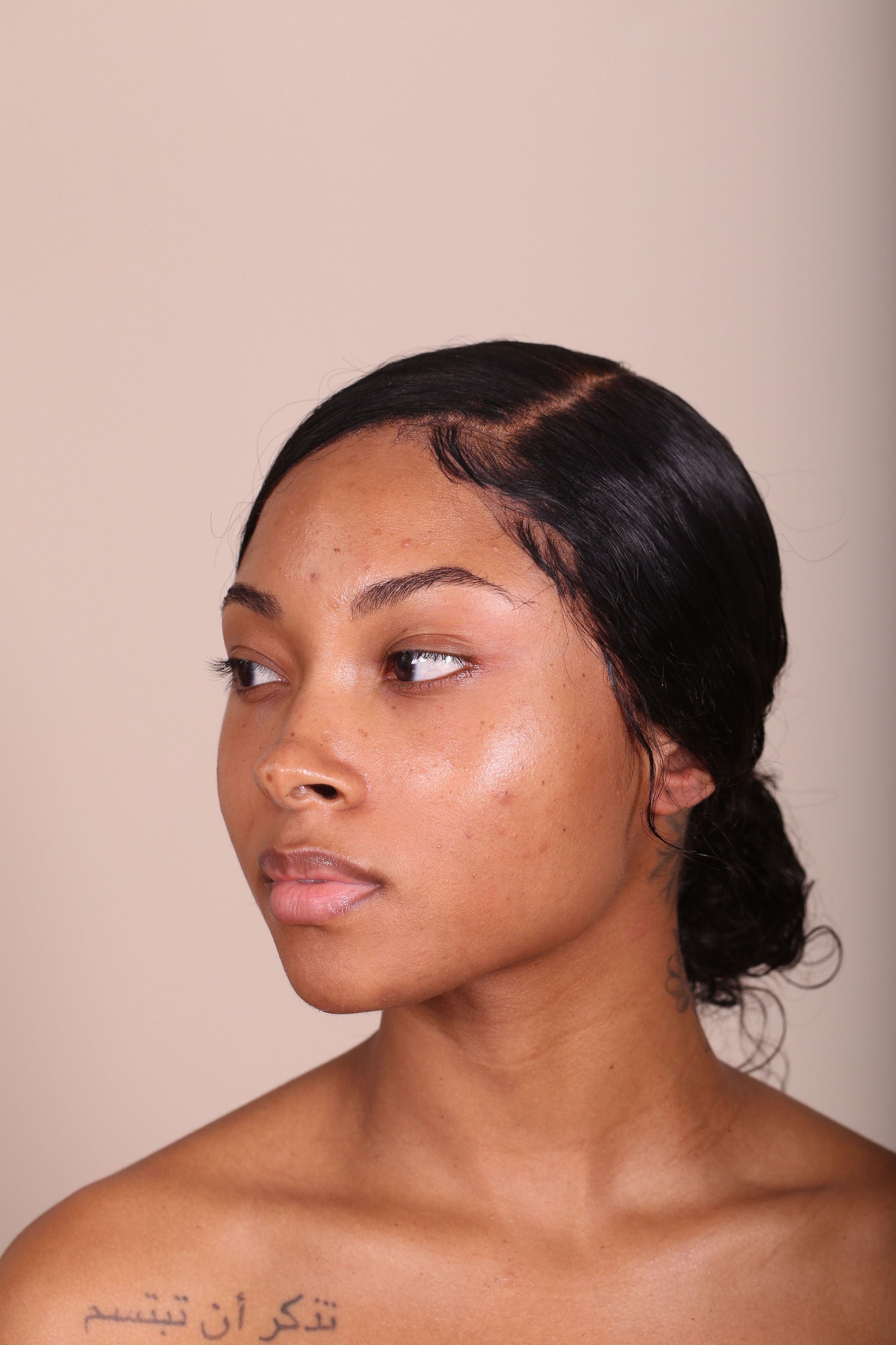 True Intentions Hydrating Foundation